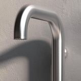  Sen cây ngoài trời gắn tường có vòi sen cầm tay bằng stainless steel 316L - A1010MB 