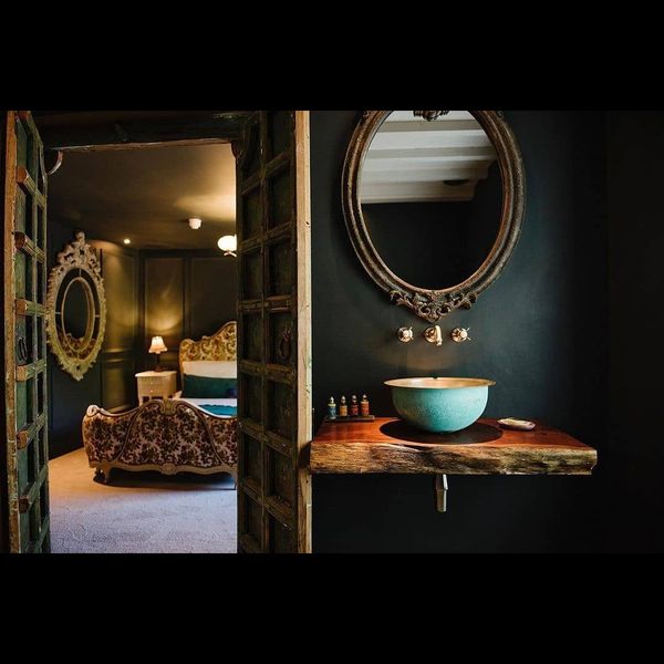  Chậu Lavabo Bằng Đồng Gyrus Verdigris Coloured Enamel 