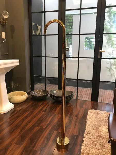  Vòi chậu lavabo chân dài cổ điển bằng đồng - HY2602 