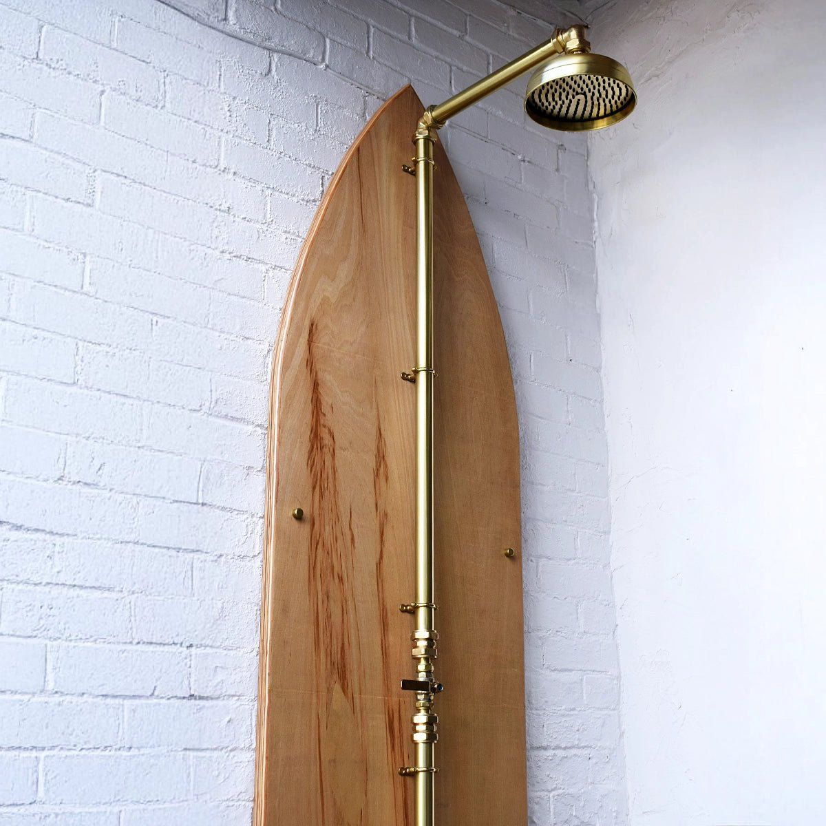  Sen cây gắn tường ngoài trời chỉ có nước lạnh bằng đồng thau (brass) - Pronau 
