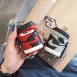  Vỏ đựng Airpods Pro giày thể thao độc đáo 