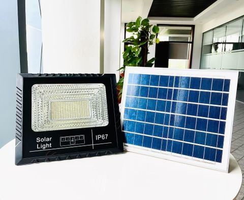  Đèn năng lượng mặt trời 200W 