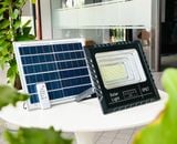  Đèn năng lượng mặt trời 200W 