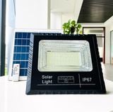  Đèn năng lượng mặt trời 300W 