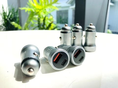  Củ sạc nhanh trên ô tô - Type C & USB 
