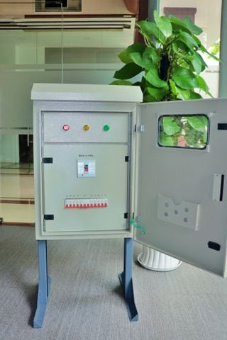  Tủ điện thi công 3 