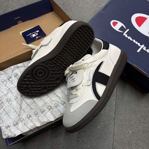 765 - Giày Champion Essentials Champ T-Trainer Đen Kem - UF44FWT46DU1HF4