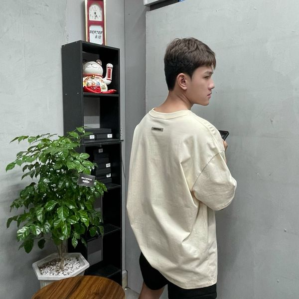 202 - Áo Tee Fear Of God Essentials Cream SS20