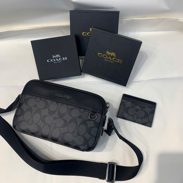 556 - Túi đeo chéo Coach Graham Crossbody Signature Canvas - C4149