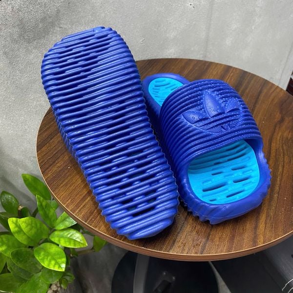 673 - Dép Adidas Adilette Homestay màu xanh