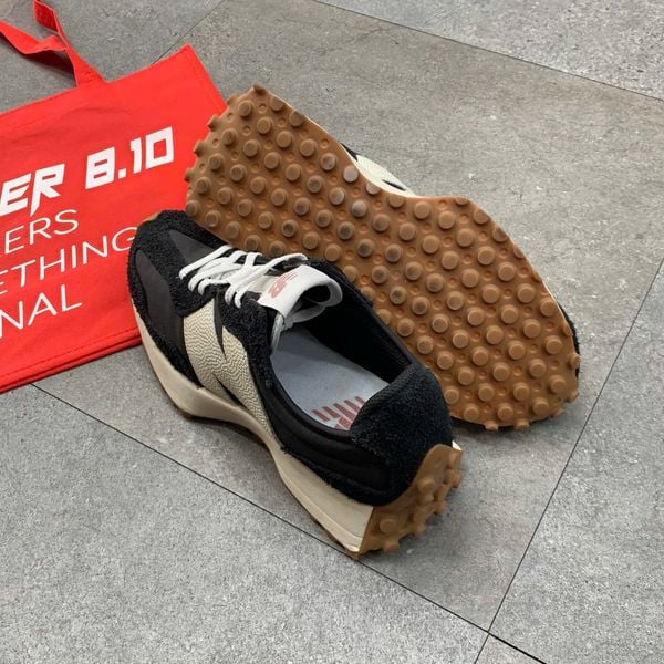 401 - Giày New Balance 327 'Black White Gum' - WS327BL