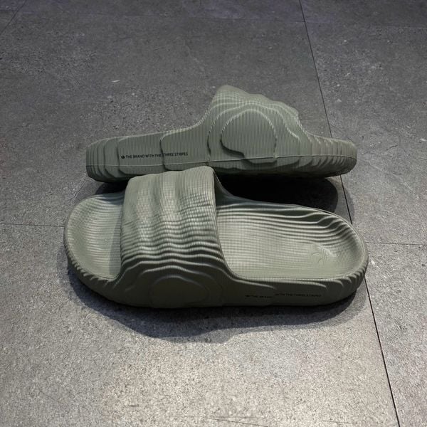 675 - Dép Adidas Adilette 22 Multicolor, Lẻ size thanh lý