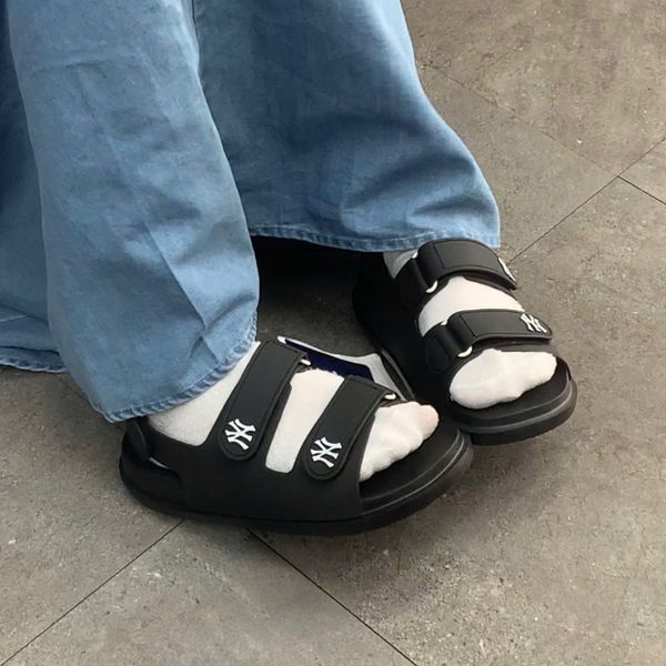 774 - Dép Sandal MLB Chunky New York Yankees - 3ASDCBS33-50BKS