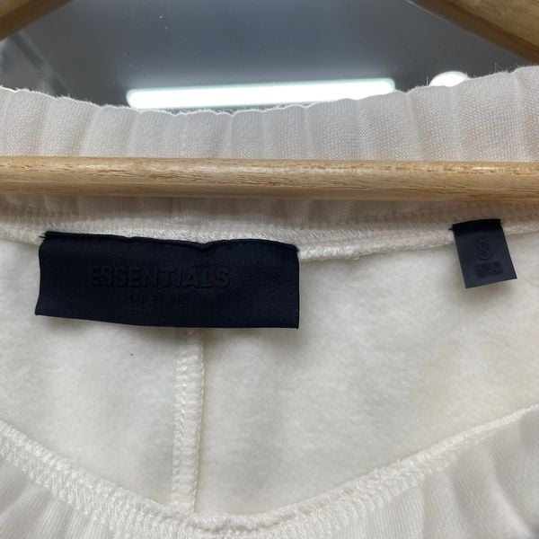 448 - Quần Fear Of God Essentials 'Cloud Dancer' SS24