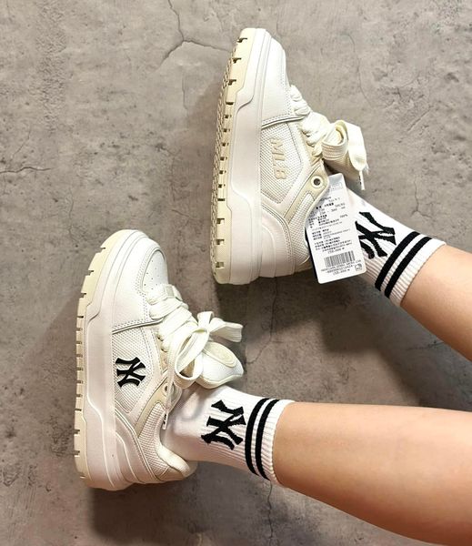 718 - Giày MLB Korea Chunky Liner Wide New York Yankees Cream - 3ASXCLW4N-50CRS