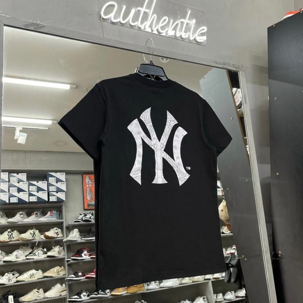 84 - Áo New Era Big Paisley Logo NY - 12715359