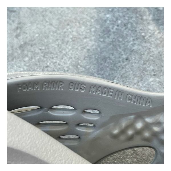 321 - Giày Adidas Yeezy Foam Rnnr ‘Stone Sage’ - GX4472