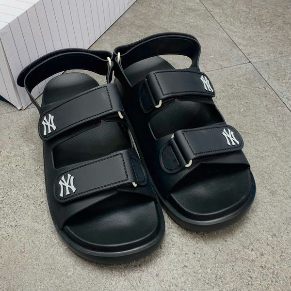 774 - Dép Sandal MLB Chunky New York Yankees - 3ASDCBS33-50BKS