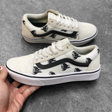 39 - Vans Old Skool Đầu lâu Comfycush Trắng Đen