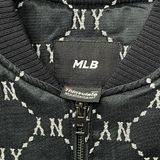 341 - Áo MLB Bomber Diamond Monogram Jacquard New York Yankees đen - 3AJPM0224-50BKS