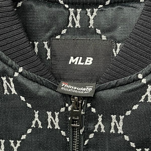 341 - Áo MLB Bomber Diamond Monogram Jacquard New York Yankees đen - 3AJPM0224-50BKS
