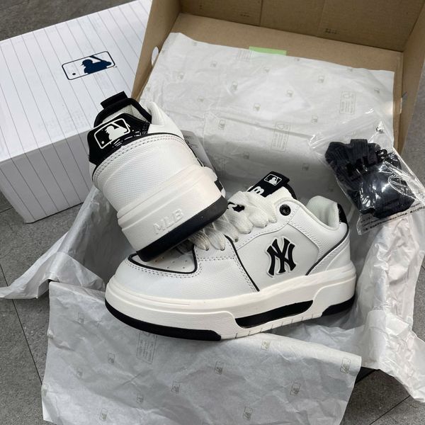 708 - Giày MLB Chunky Liner Basic SL New York Yankees White - 3ASXCBS4N-50WHS