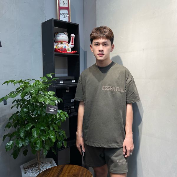 145 - Áo Thun Fear Of God Essentials Off Black 2022