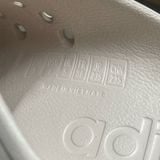 561 - Dép Sục Adidas Adilette Clogs màu kem vàng - GY1827