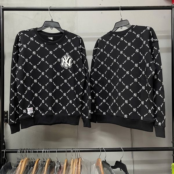 637 - Áo Sweater New Era Monogram New York Màu Đen - 13555574
