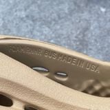 334 - Giày Adidas Yeezy Foam Rnnr 