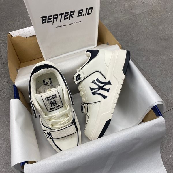 225 - Giày MLB Chunky Mid Liner Basic New York Yankees - 3ASXLMB3N-50BKS