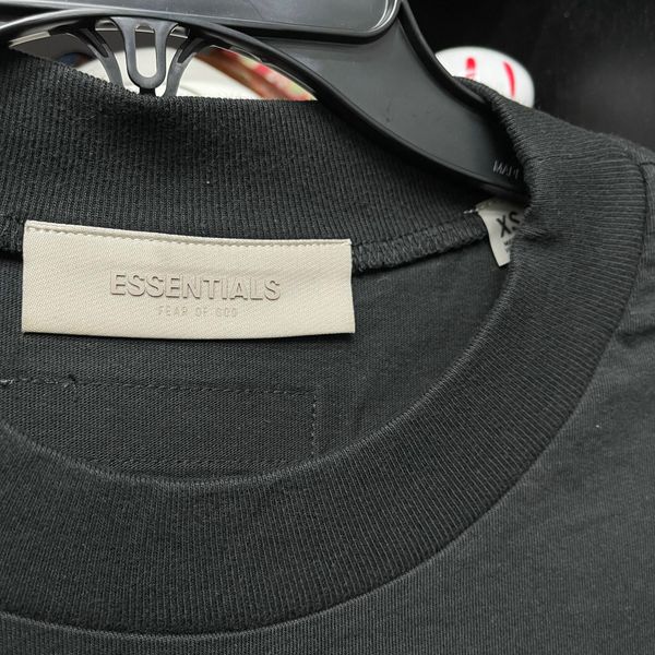 82 - Áo Thun Essential Fear Of God SS 2022