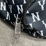 498 - Túi Bao Tử MLB Monogram Hip Sack New York Yankees 3AHSM012N-50BKS