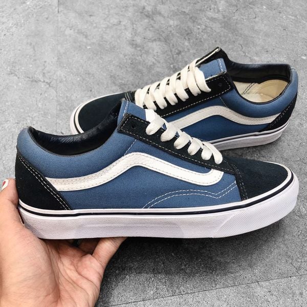 23 - Vans Old Skool Navy - VN000D3HNVY