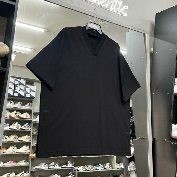 478 - Áo Thun Essentials Fear Of God V-Neck Jet Black Fall SS23