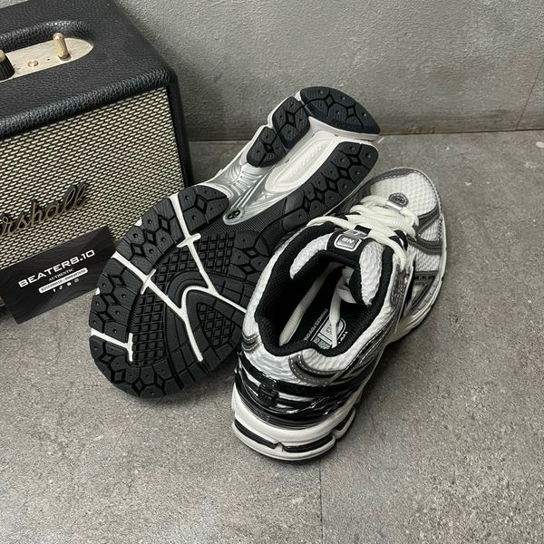 Giày New Balance 1906R 'Metallic Silver' - M1906RER - 477