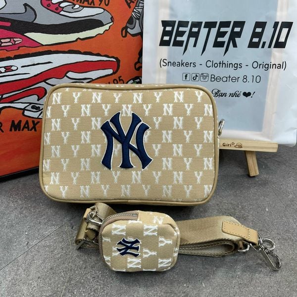 105 - TÚI ĐEO CHÉO MLB Monogram Jacquard New York Yankees 3ACRM012N-50BGD