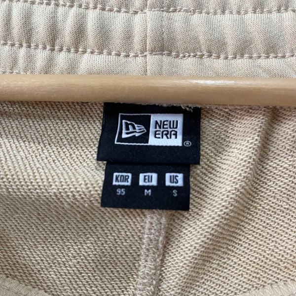 319 - Quần Short New Era Essentials Cargo Beige - 60332267