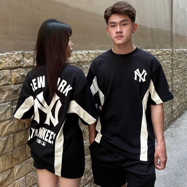 748 - Áo thun New Era New Yorks Yankees Raglan Đen chữ Trắng - 19228386