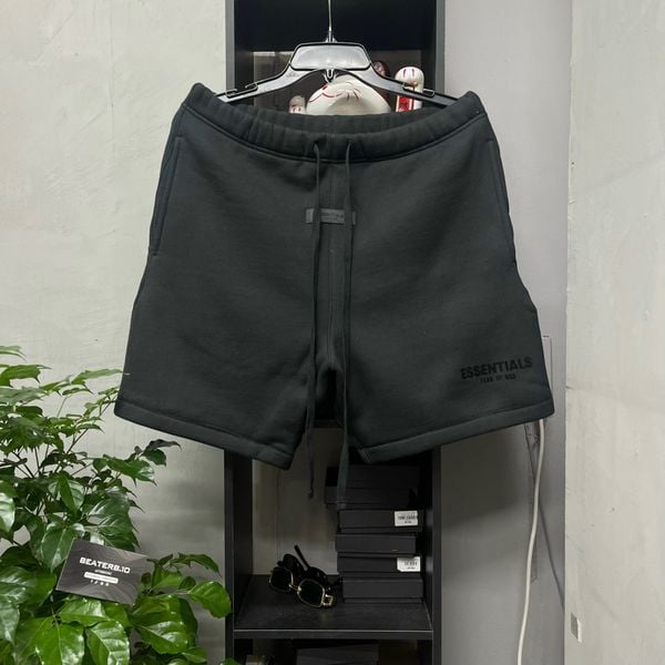 139 - Quần Short Fear Of God Essentials Stretch Limo màu đen SS22