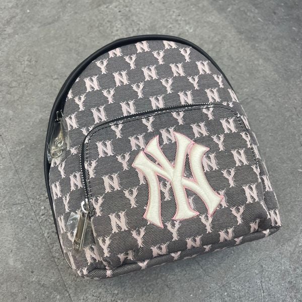 049 - Túi bao tử đeo chéo MLB Jacquard Monogram Pink