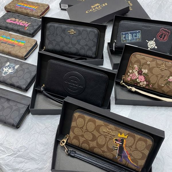 544 - Ví Coach Accordion Canvas Dáng Dài Khóa Zip