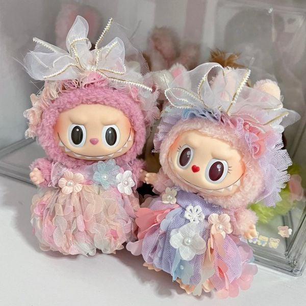 596 - Móc khoá Labubu POP MART the monsters Mokoko v1 màu Hồng 17cm