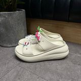 569 - Dép Sandal Clog Unisex Crocs Classic Crush màu kem - 207670-2Y2