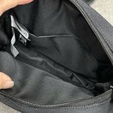 640 - Túi Đeo Chéo New Era x Pokemon Pikachu Shoulder Bag Black - 14124524