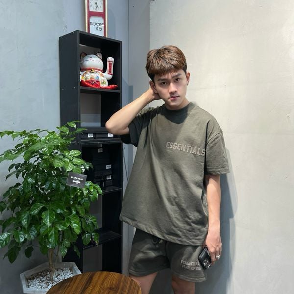 145 - Áo Thun Fear Of God Essentials Off Black 2022