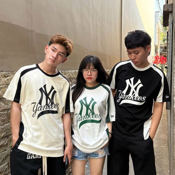 761 - Áo Thun New Era Raglan New York Yankees màu trắng đen  - 12224584