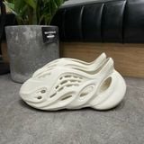335 - Giày Adidas Yeezy Foam Rnnr 'Sand' - FY4567