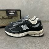 524 - Giày Thể Thao New Balance 2002R Black Castlerock - M2002RNC