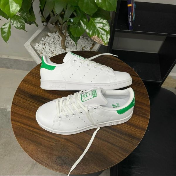 129 - Giày Adidas Stan Smith màu trắng xanh - M20605